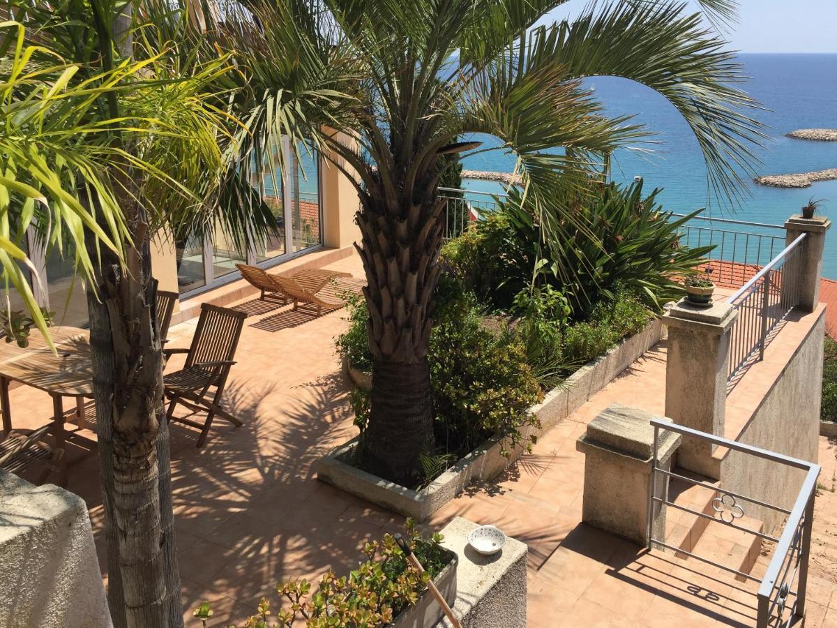 מנטון Villa L'Ensoleillee Vue Panoramique Mer, 250 M De La Plage Et Du Centre Ville מראה חיצוני תמונה