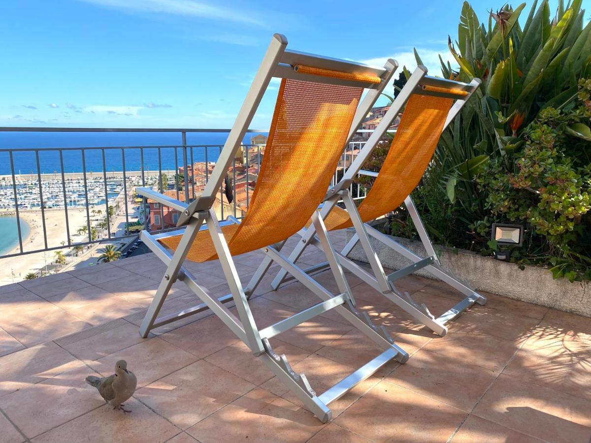 מנטון Villa L'Ensoleillee Vue Panoramique Mer, 250 M De La Plage Et Du Centre Ville מראה חיצוני תמונה
